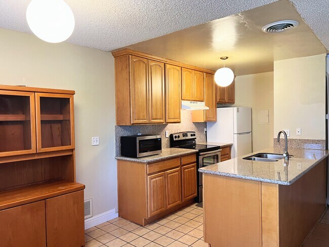 Foto del edificio - 34716 Skylark Dr