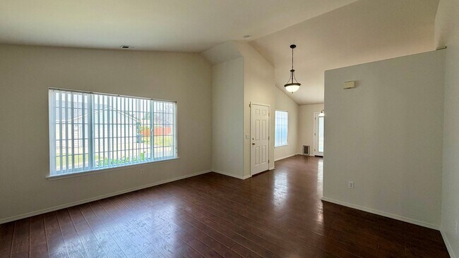 Foto del edificio - 2421 S Arthur Ct