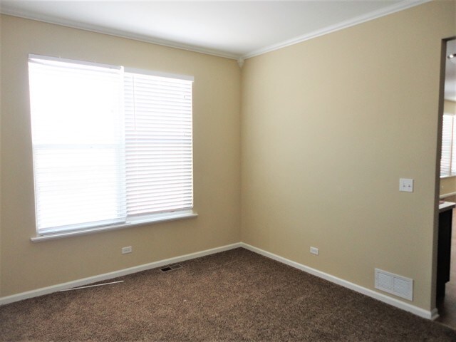 Foto del edificio - 2442 Riva Ridge Rd