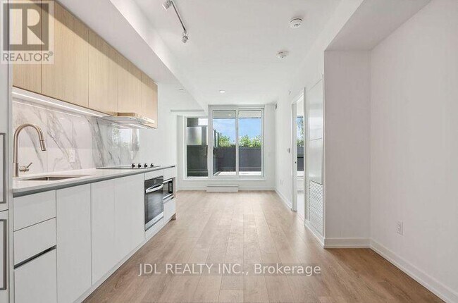 Photo du bâtiment - 1100 Sheppard Ave W