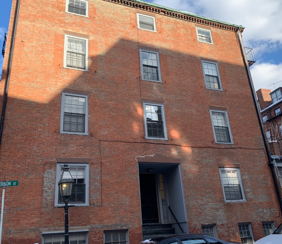 Foto del edificio - 32 Anderson St