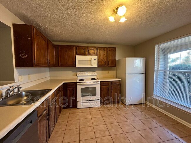 Foto del edificio - 1705 Murad Ct