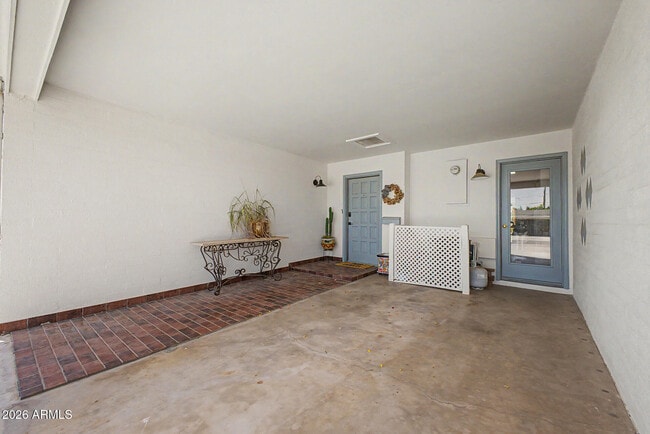 Building Photo - 4718 N 77th Pl