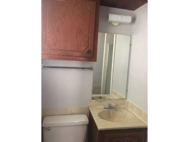 Foto del edificio - 407 SW Forest Pl
