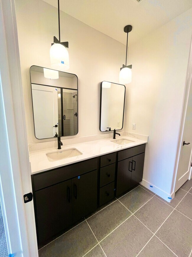 Building Photo - Stunning 5BD/3BA New Construction in Lehi | 3,287 SF | HOA Covers Yard | Aug 1