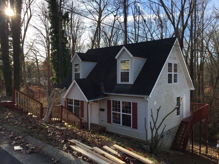 Foto principal - Great Home in Oak Ridge