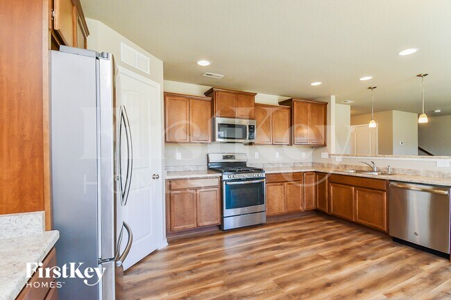 Building Photo - 7687 Benecia Dr