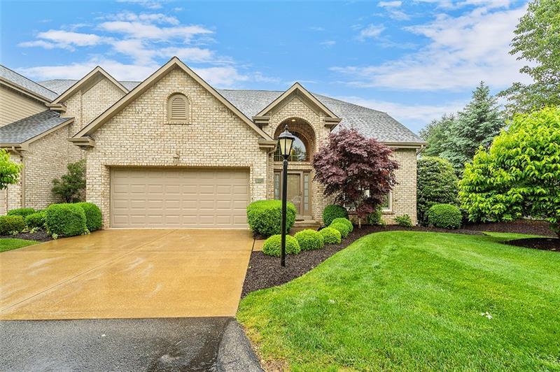 Primary Photo - 101 Eagleview Ct