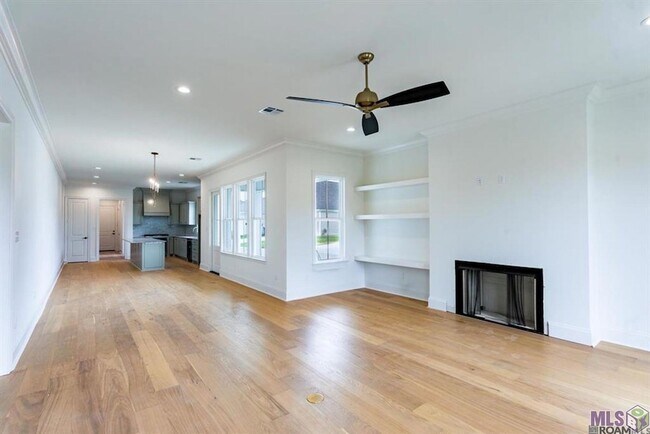 Foto del edificio - 7644 Jeter Dr