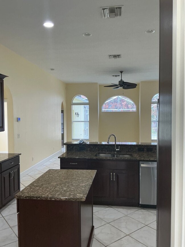 Foto del edificio - Pool home 4/3/2  Located East of US One  for Rent