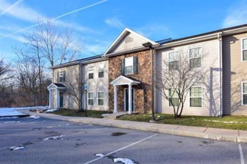 Building Photo - 1005 Hot Point Ave
