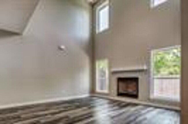 Foto del edificio - 3258 Wexford Dr