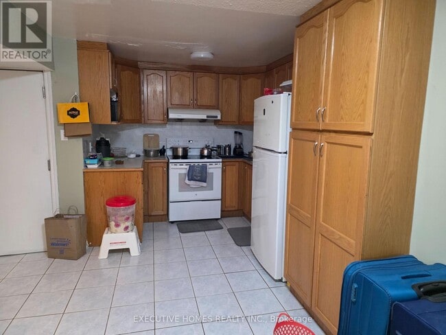 Building Photo - 35 Claudette Gate