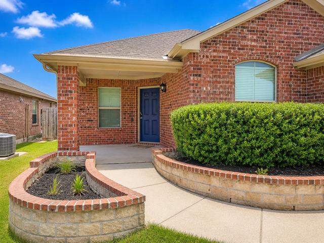 Foto del edificio - 1229 Walnut Cliff Ct