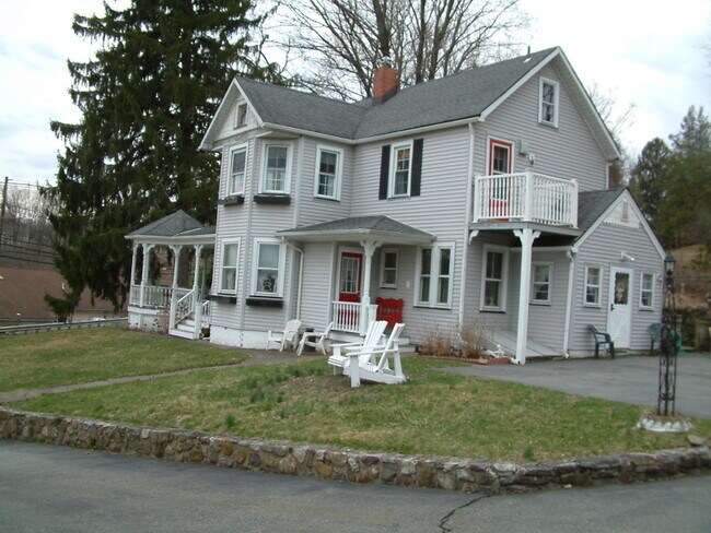 Foto del edificio - 184 Hamburg Turnpike