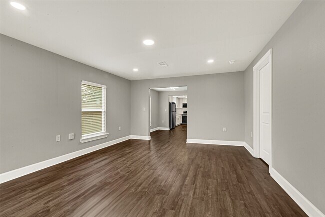 Foto del edificio - 7515 Laredo St