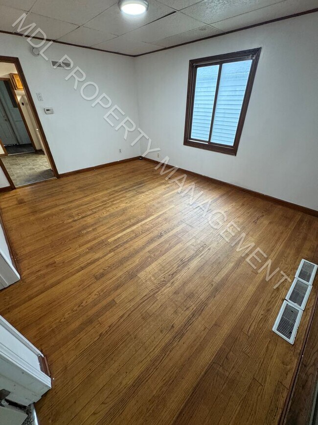 Foto del edificio - 3 Bedroom 1 Bathroom Home