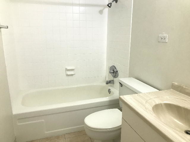 Foto del edificio - LIKINI WEST 1/1/1 ground floor, laundry, pool