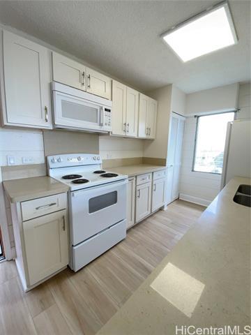 Foto del edificio - 633 Nalanui St