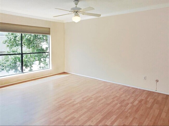 Building Photo - 2601 Augusta Dr