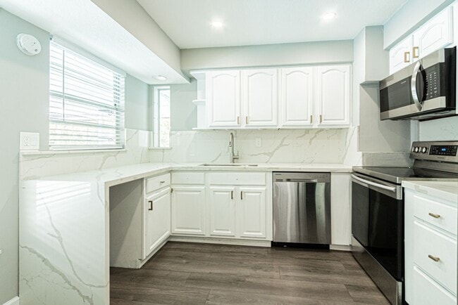 Foto del edificio - Pet-Friendly Home with Private Pool in Des...