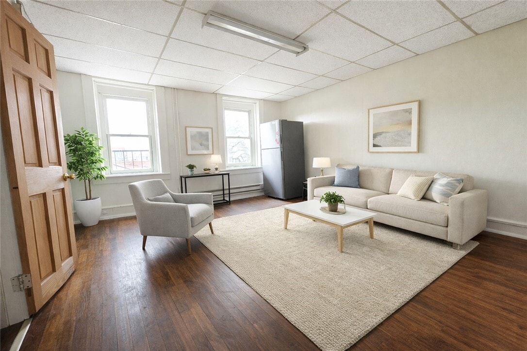 Building Photo - 110-112-112 Seneca St