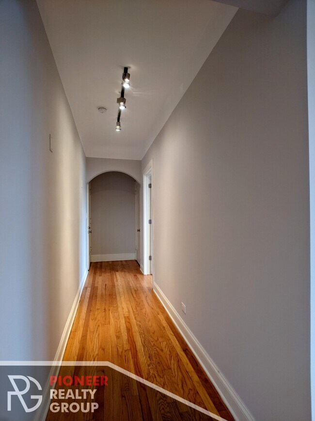 Foto del edificio - 2315 N Rockwell St