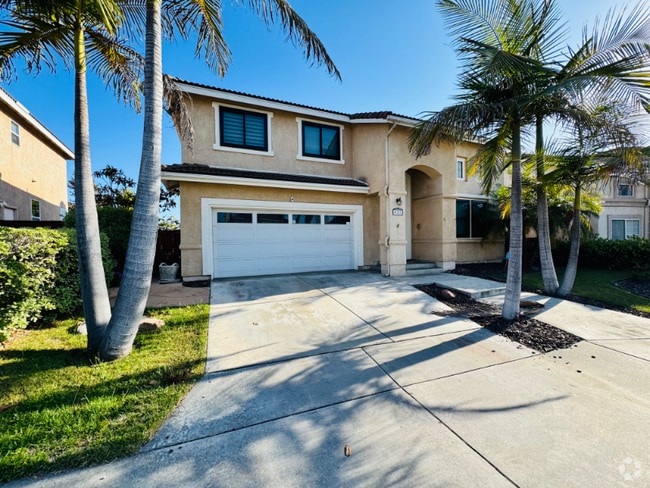 Building Photo - 922 Camino Del Sol