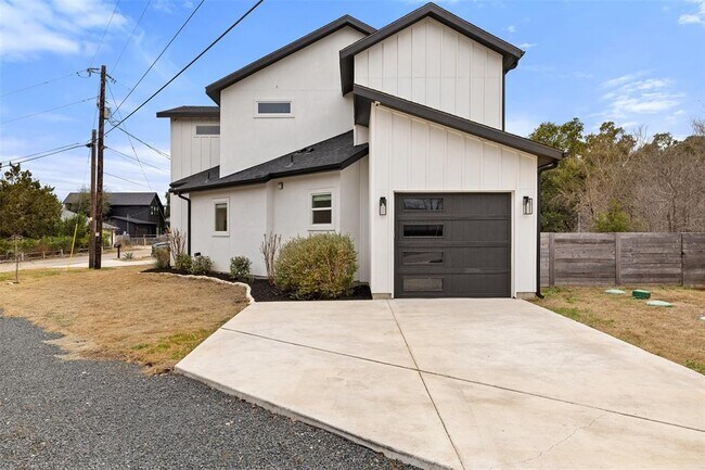 Foto del edificio - 18200 Fair Ln