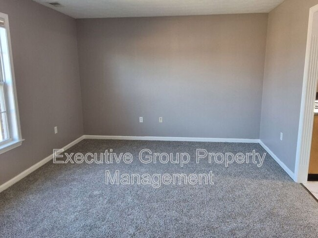 Building Photo - 103 Kenilworth Ct