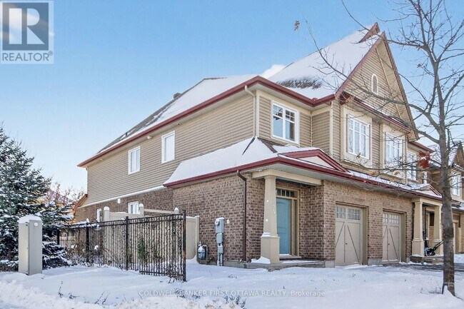 Building Photo - 184 Highbury Park Dr