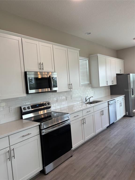 Foto del edificio - 6643 Heather Rd