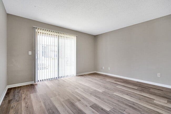 Interior Photo - River Woods Apartments