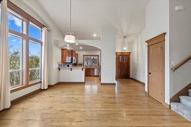 Foto del edificio - 5996 S Egmont Ave