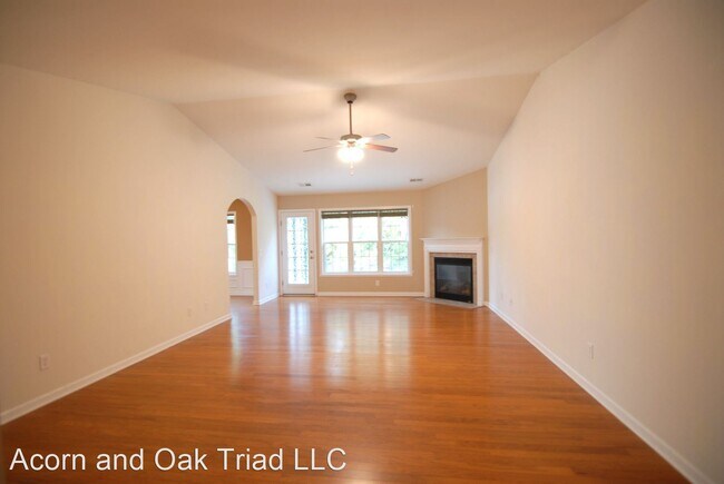 Foto del edificio - 3 br, 2 bath House - 4031 Saint Johns St