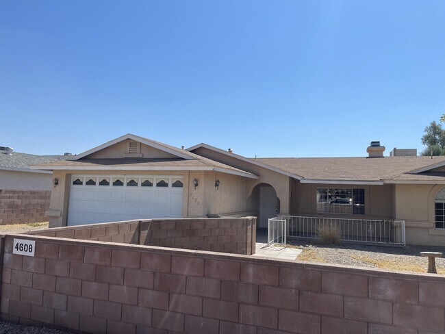 Building Photo - 4608 Rio Camino Loop