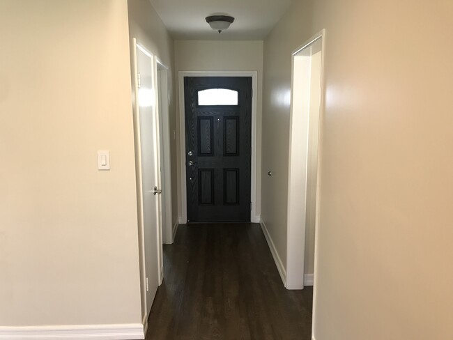 Foto del edificio - 8950 Etiwanda Ave
