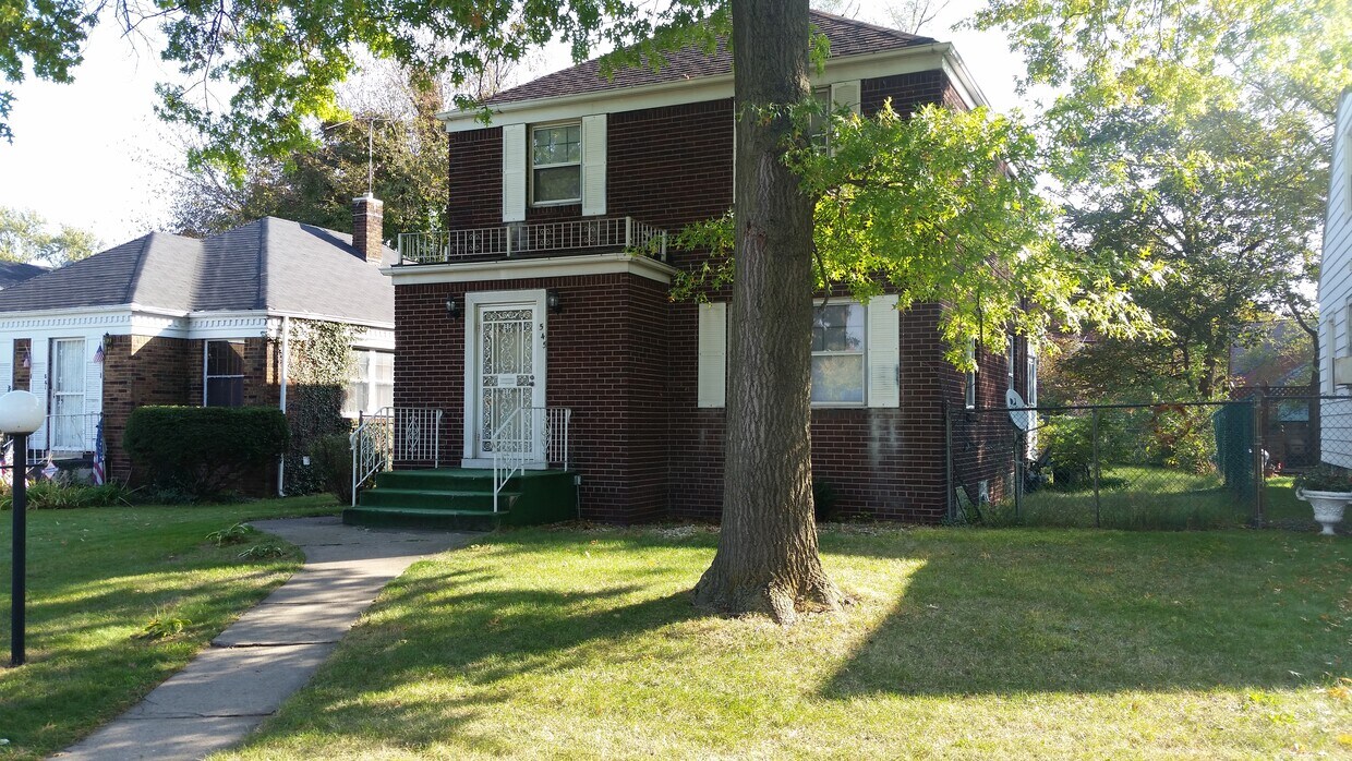 545 Taft Pl, Gary, IN 46404 House Rental in Gary, IN