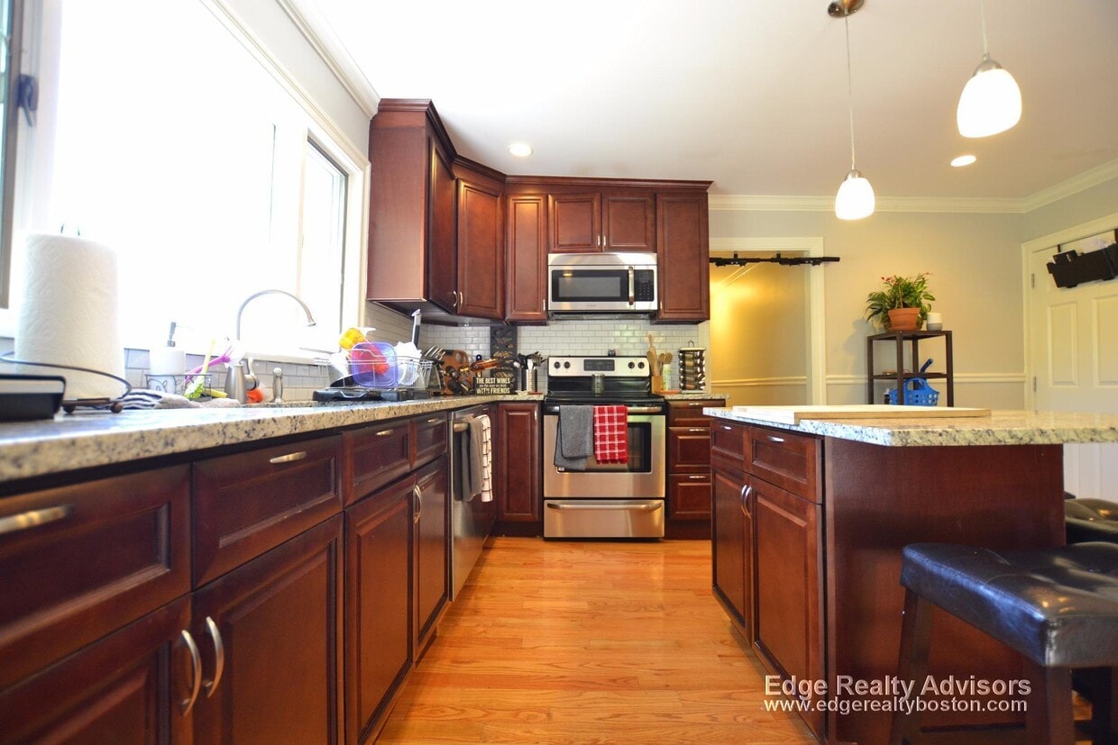 Photo - 33 Bigelow St. Unit 1