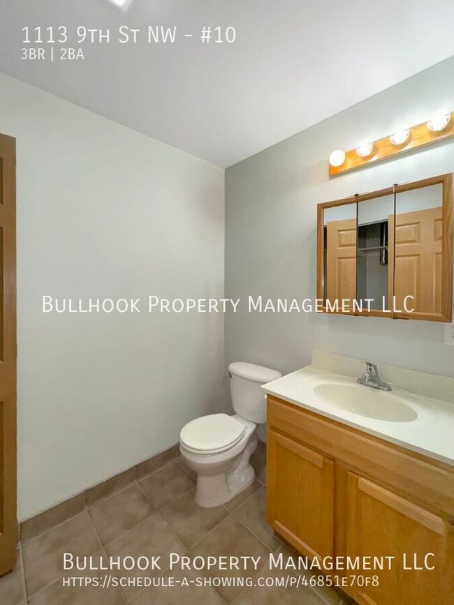 Building Photo - 1113 9th St NW