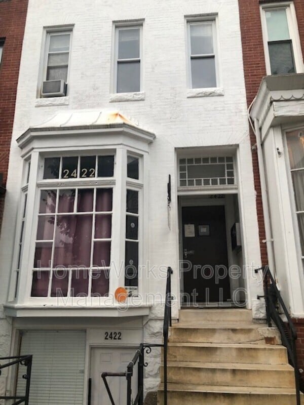 Building Photo - 2424 N Charles St