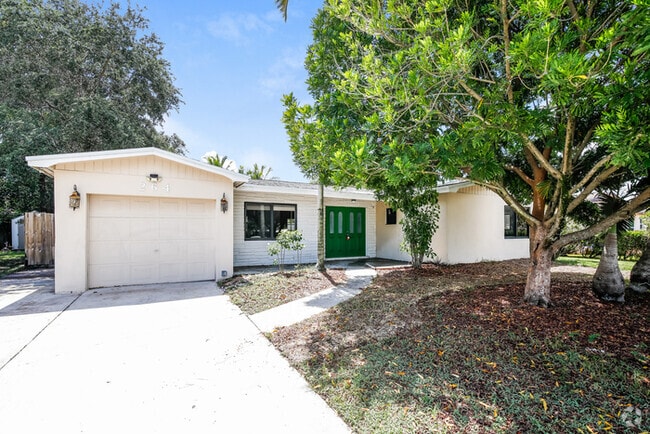 Building Photo - 264 NW 79th Ave