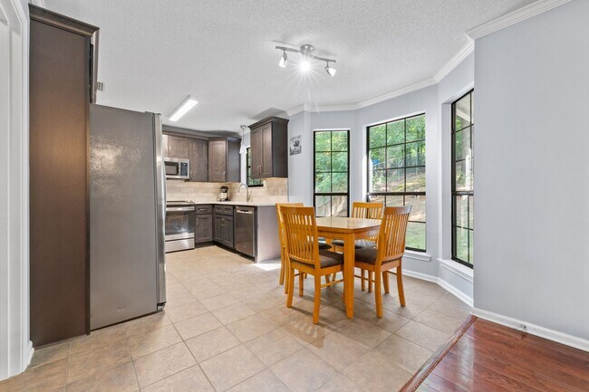 Foto del edificio - Lakewood rental!