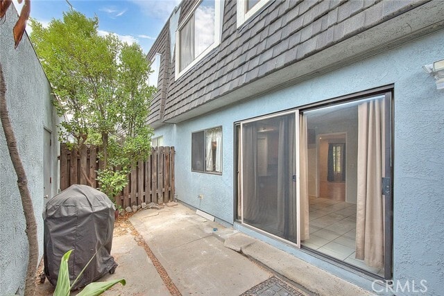 Building Photo - 2630 Huntington Dr