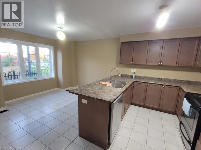 Building Photo - 3045 Gladeside Ave