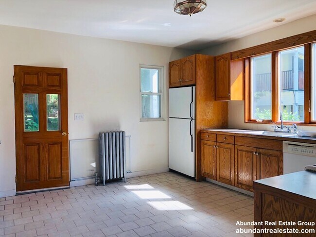 Foto del edificio - 99 Bow St