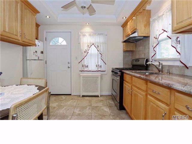 Foto del edificio - 8608 247th St