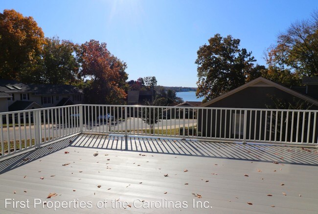 Building Photo - 3 br, 2 bath House - 7009 Coventry Ct.