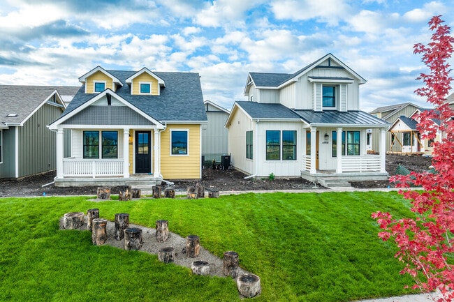 Building Photo - The Cottages
