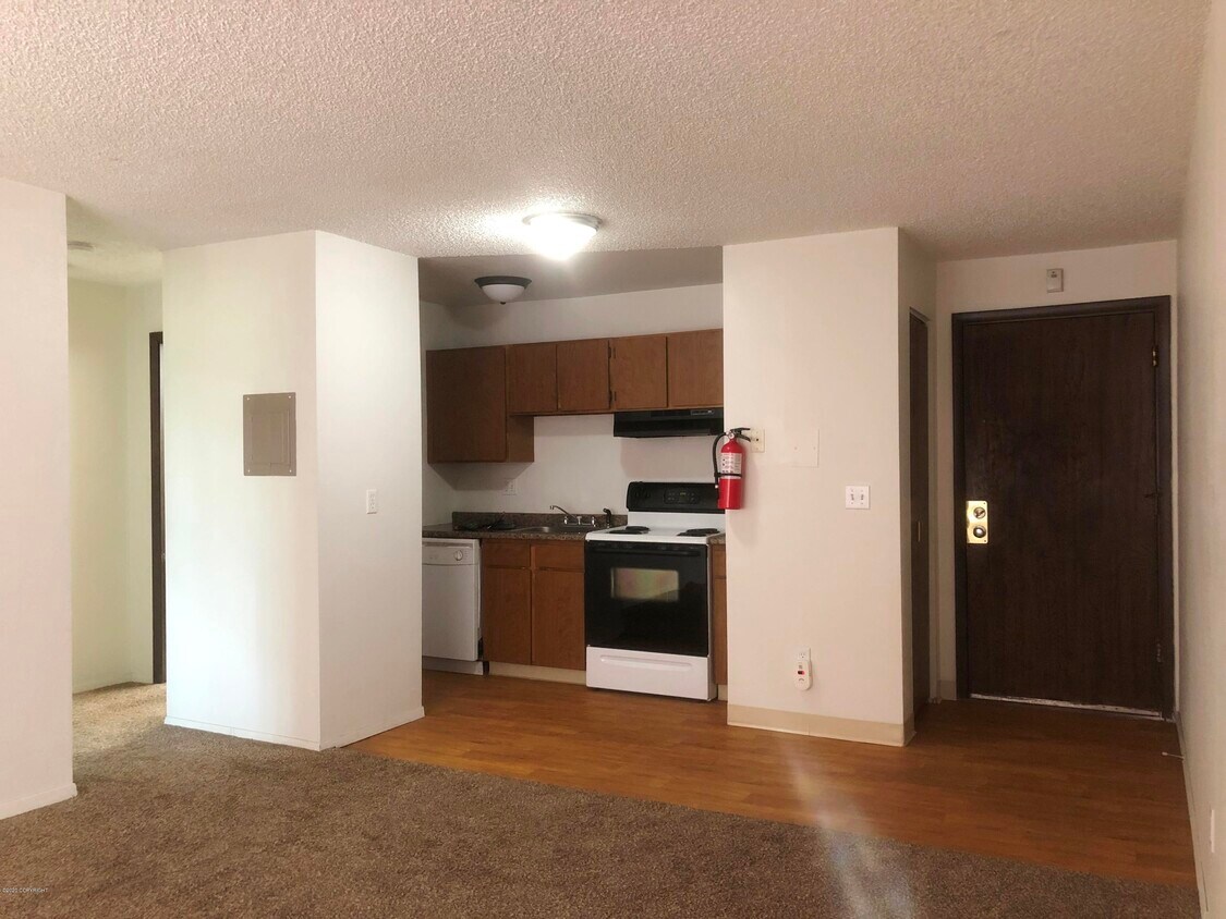 Foto principal - 3400 Eureka St